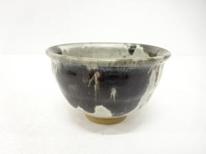 作家物　唐津焼　窯変　茶碗（保護箱付）